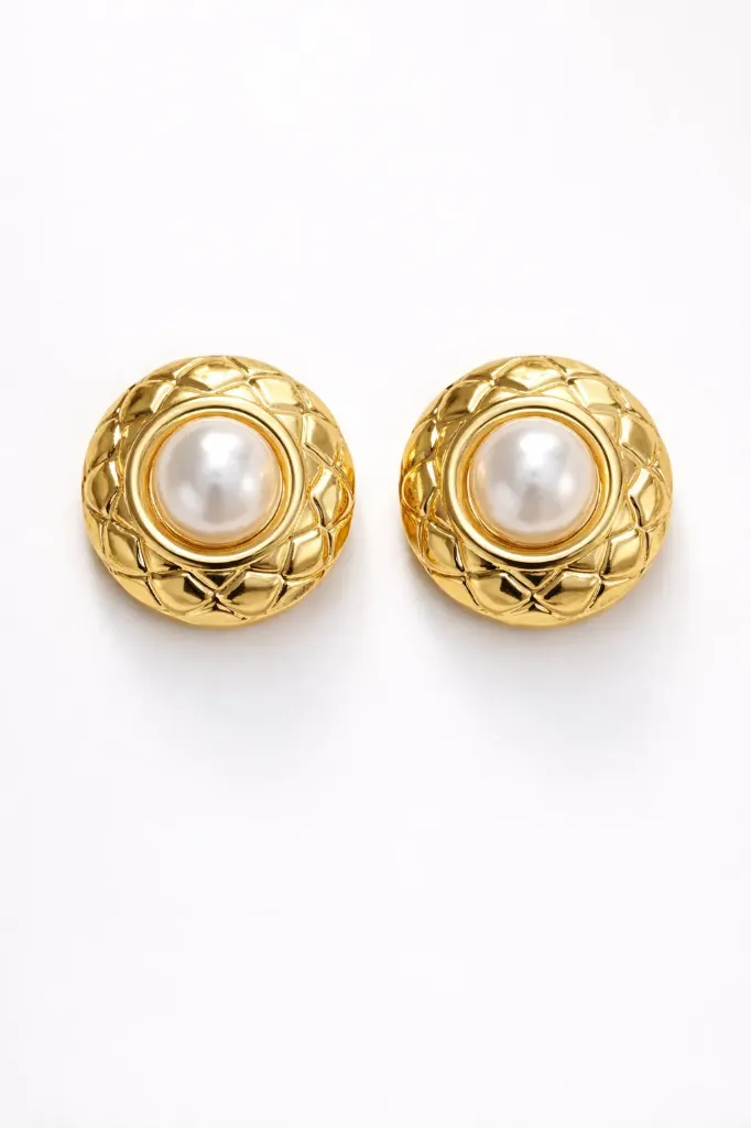Pearl Aura Studs (18K gold tone)